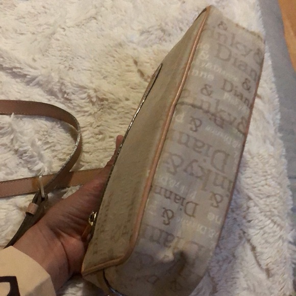 Pinky and Diane Small Crossbody Bag - Picture 9 of 13